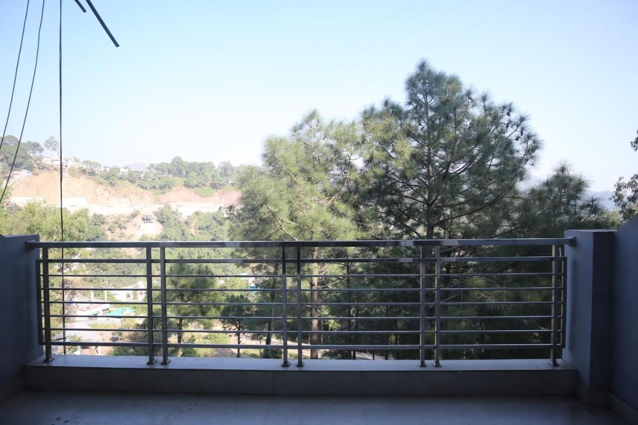 Sky Home Train View Kasauli Exterior photo