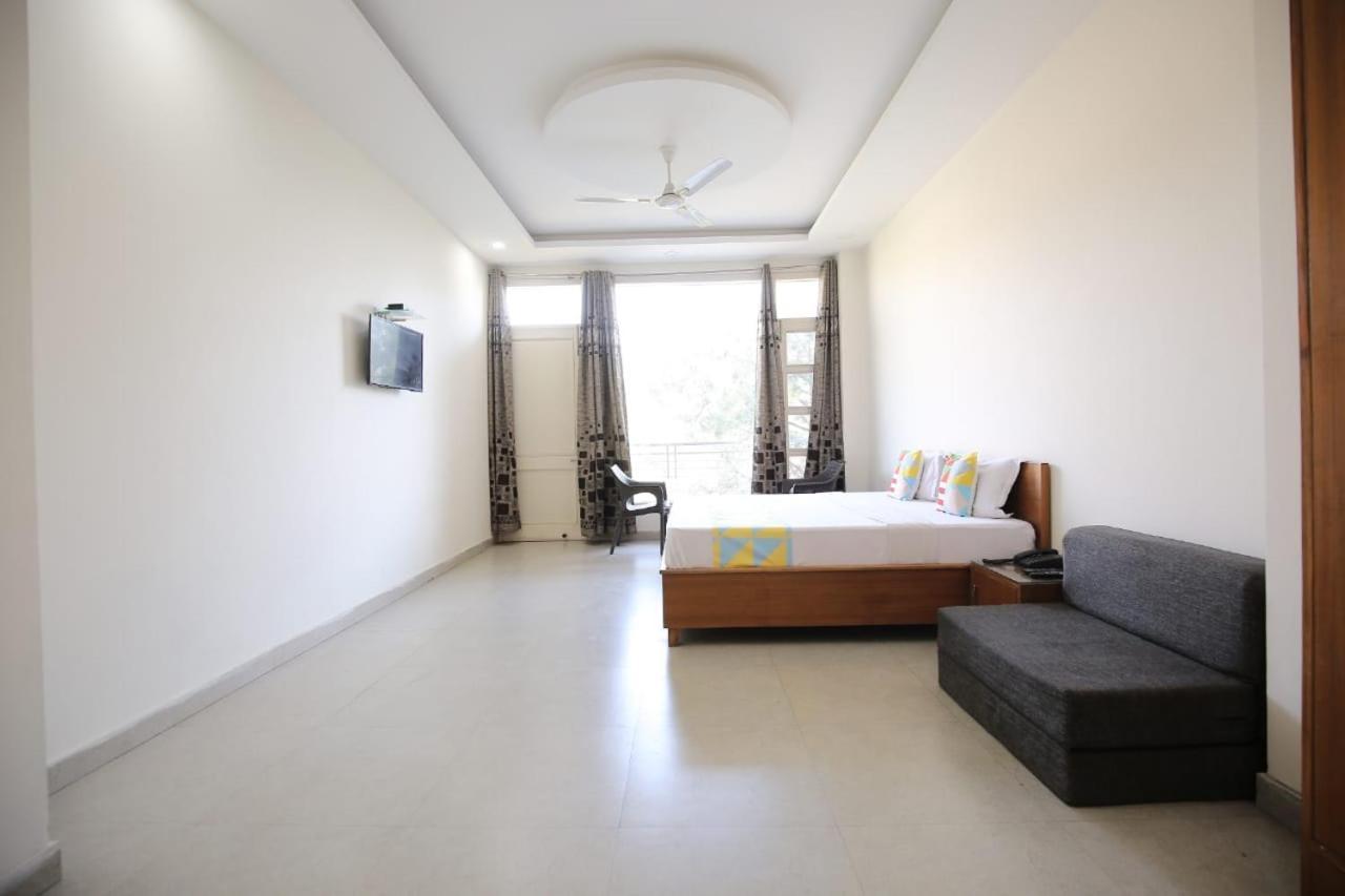 Sky Home Train View Kasauli Exterior photo